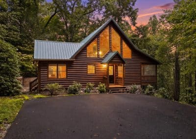 Creekside Cabin Retreat Near Downtown Blue Ridge, GA – $649,900
